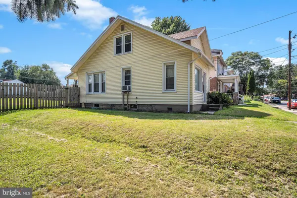 2323 CANBY ST, Harrisburg, PA 17103