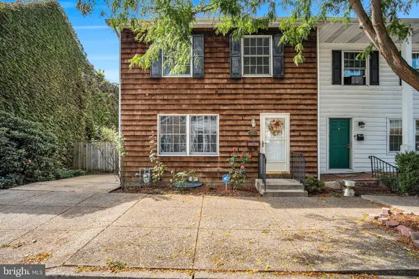1422 GREEN ST, Harrisburg, PA 17102