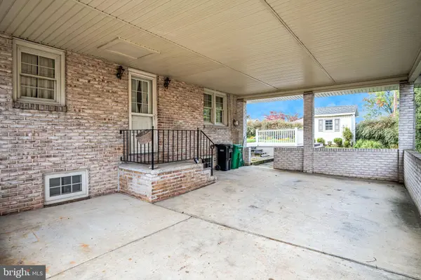583 E ST, Carlisle, PA 17013