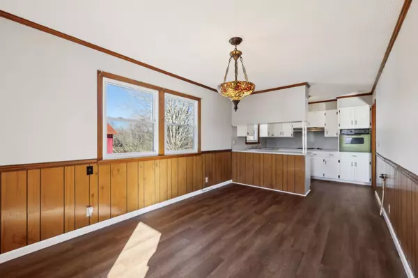 5880 Carthage Rd, Pleasant Shade, TN 37145