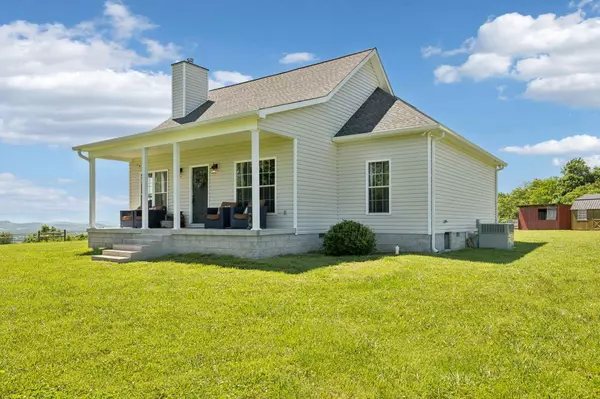 53 Bevelheimer Ln, Elmwood, TN 38560