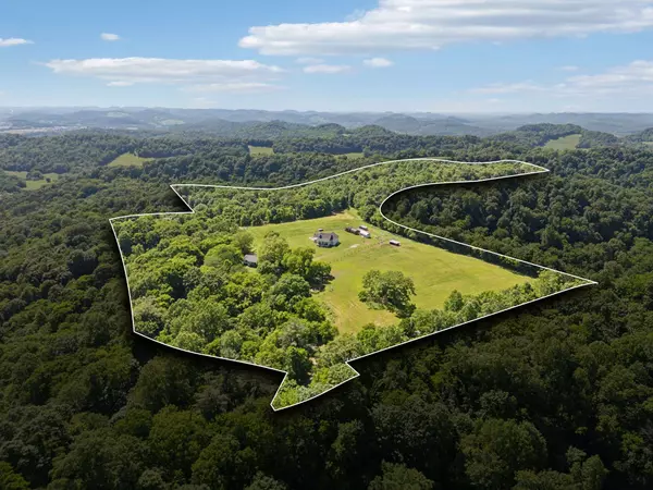 53 Bevelheimer Ln, Elmwood, TN 38560