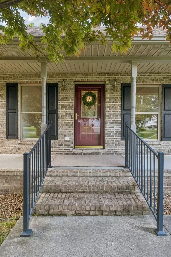 5531 Willow Oak Dr, Baxter, TN 38544