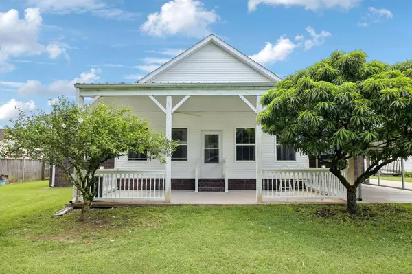 314 W Main St, Alexandria, TN 37012