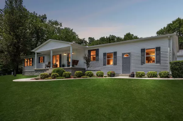 12 Blue Bird Dr, Brush Creek, TN 38547