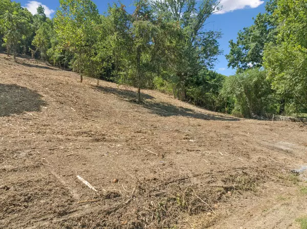 115 Agee Branch Ln, Hickman, TN 38567