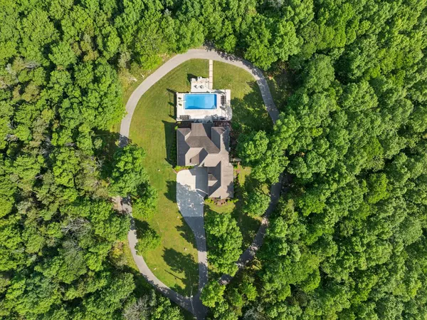 150 Valley Vista Dr, Carthage, TN 37030