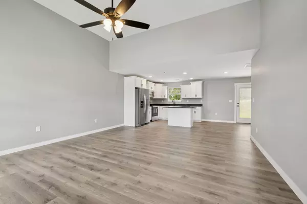 150 Alice Preston Loop, Gordonsville, TN 38563