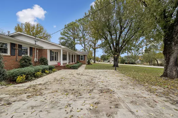 202 High St, Alexandria, TN 37012