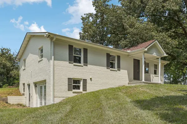 2585 Pow Rd, Baxter, TN 38544