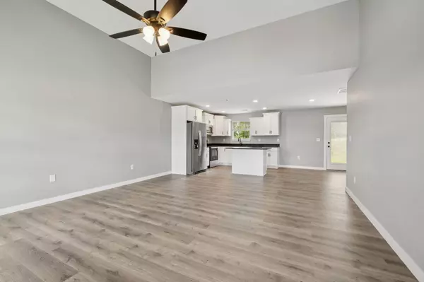 150 Alice Preston Loop, Gordonsville, TN 38563