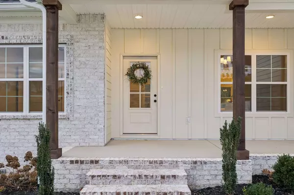 119 Casey St, Brush Creek, TN 38547