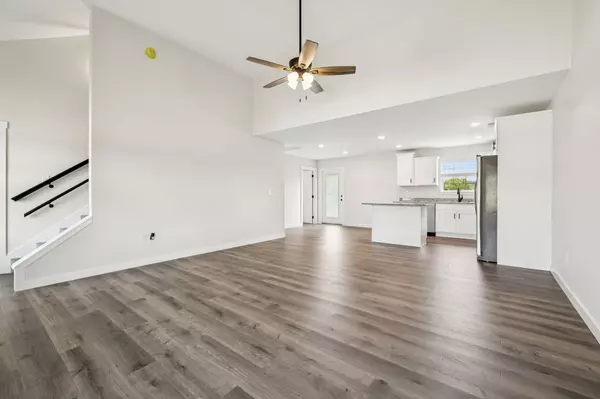 138 Alice Preston Loop, Gordonsville, TN 38563