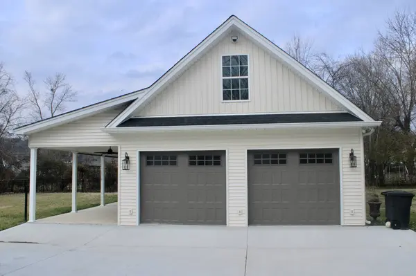 225 Jackson Ave, Carthage, TN 37030