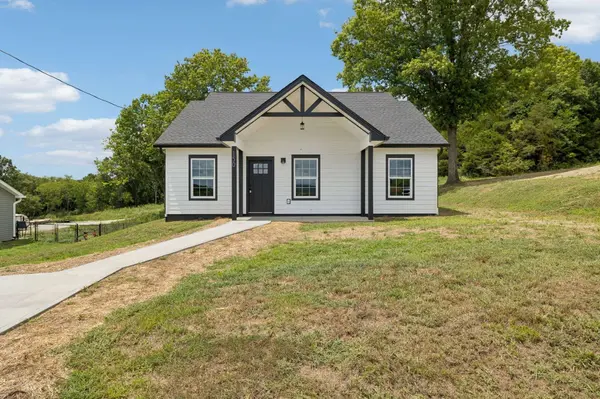 150 Alice Preston Loop, Gordonsville, TN 38563