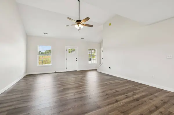 138 Alice Preston Loop, Gordonsville, TN 38563