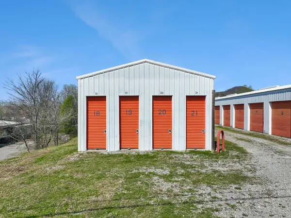 215 Choctaw Ridge Rd, Liberty, TN 37095