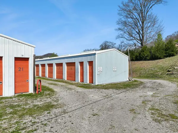 215 Choctaw Ridge Rd, Liberty, TN 37095