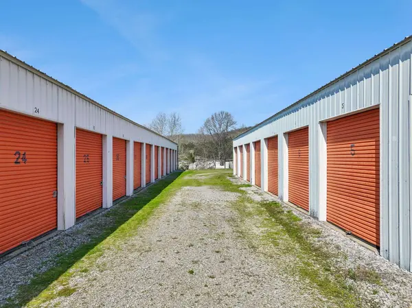 215 Choctaw Ridge Rd, Liberty, TN 37095