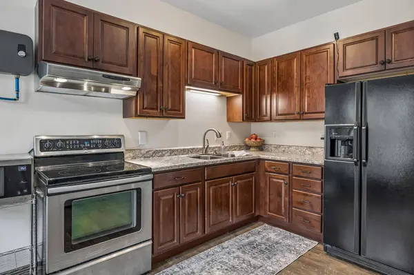 18 York Ln, Elmwood, TN 38560