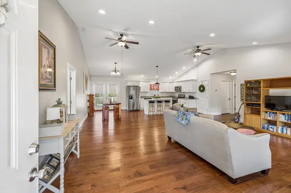 2 Hickman Creek Rd #N, Hickman, TN 38567