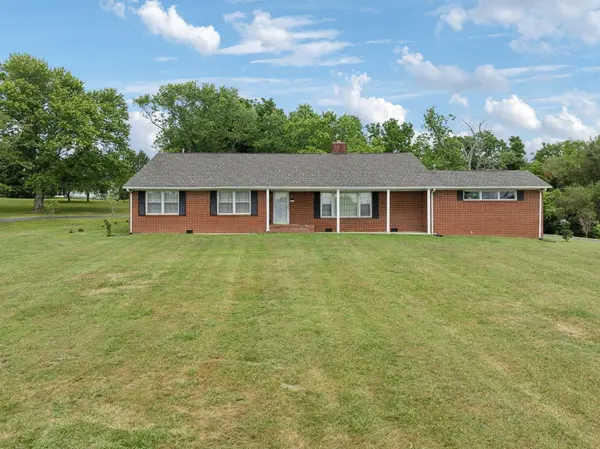 114 Calhoun St, Smithville, TN 37166
