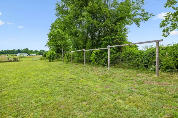 0 Earl Steel Rd E, Brush Creek, TN 38547