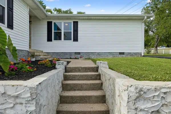 54 Hickman Hwy, Gordonsville, TN 38563
