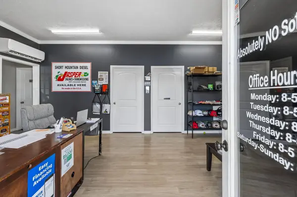 3205 Nashville Hwy, Smithville, TN 37166