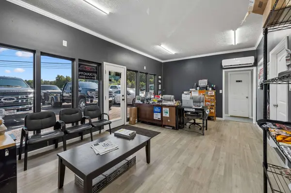 3205 Nashville Hwy, Smithville, TN 37166