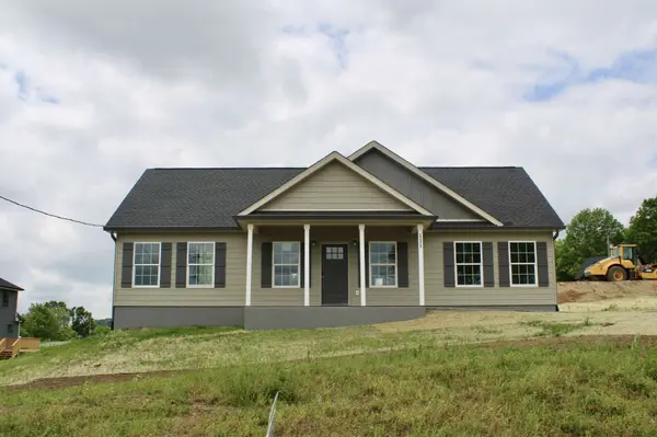 111 Alice Preston Loop, Gordonsville, TN 38563