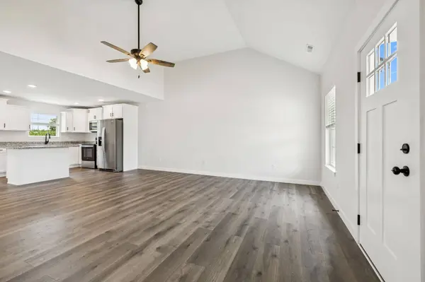 145 Alice Preston Loop, Gordonsville, TN 38563