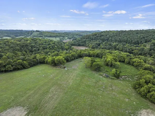 215 Hickman Creek Road S, Hickman, TN 38567