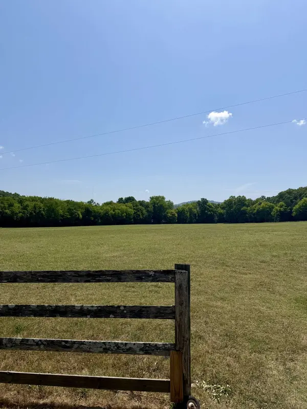 177 Spurlock Ln #&  155 Spurlock Ln, Hickman, TN 38567