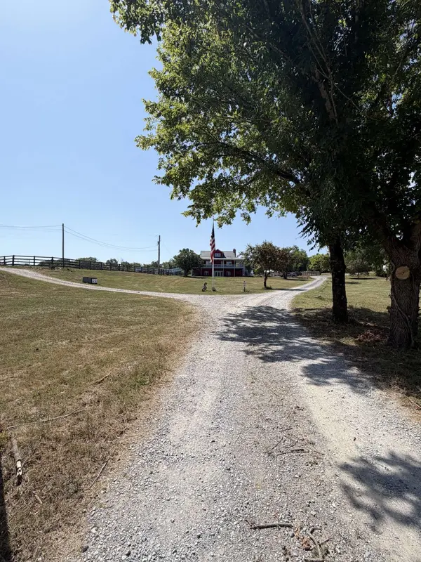 177 Spurlock Ln #&  155 Spurlock Ln, Hickman, TN 38567