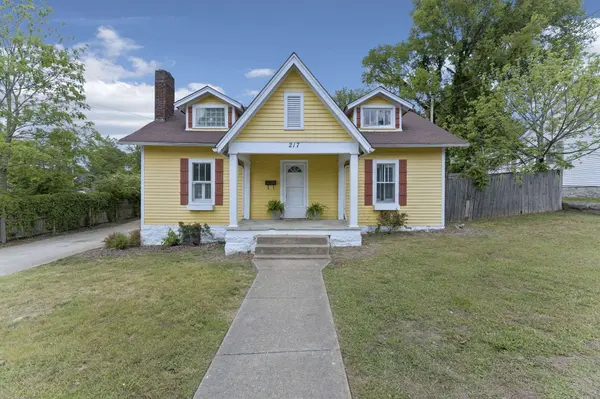 217 College Ave #E
