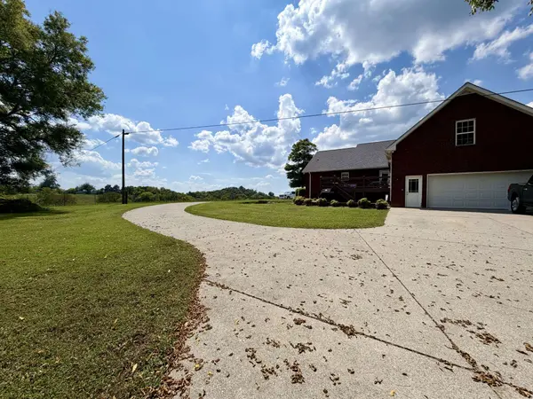 533 Rome Rd, Riddleton, TN 37151