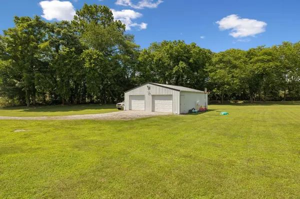 161 Kempville Hwy, Pleasant Shade, TN 37145
