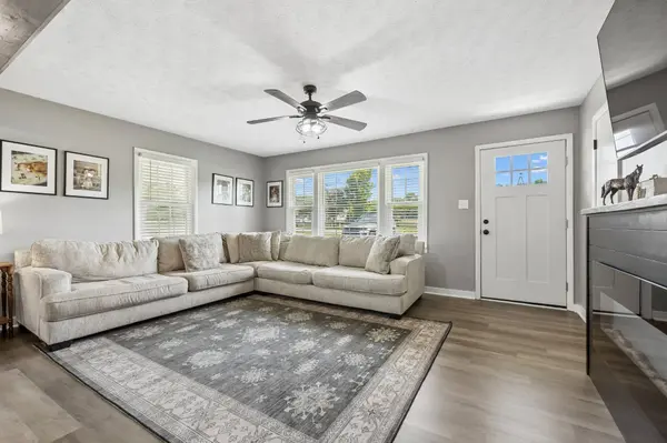 161 Kempville Hwy, Pleasant Shade, TN 37145
