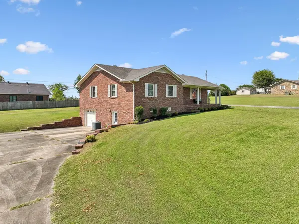 11 Hills Dale Ln #W, Carthage, TN 37030