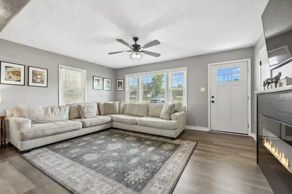 161 Kempville Hwy, Pleasant Shade, TN 37145