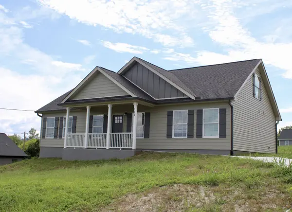 111 Alice Preston Loop, Gordonsville, TN 38563