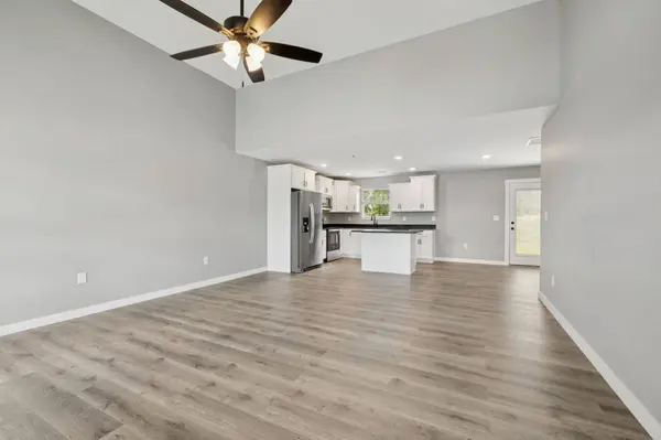118 Crows Hill Drive, Gordonsville, TN 38563