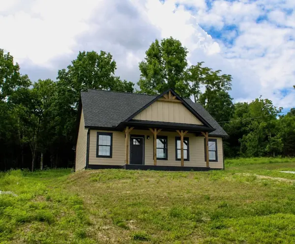 138 Alice Preston Loop, Gordonsville, TN 38563
