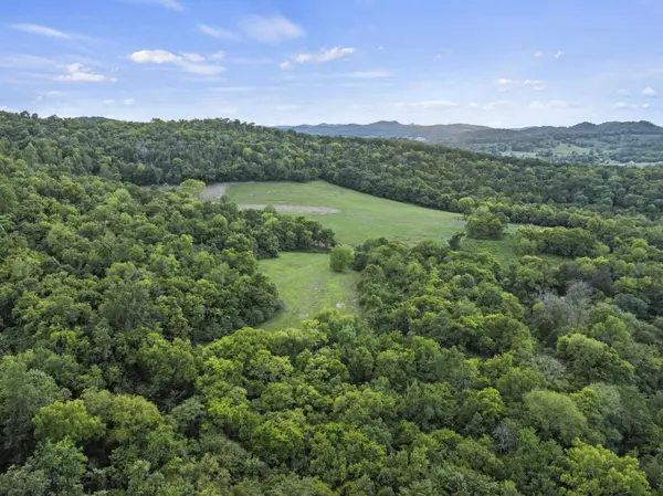 215 Hickman Creek Road S, Hickman, TN 38567