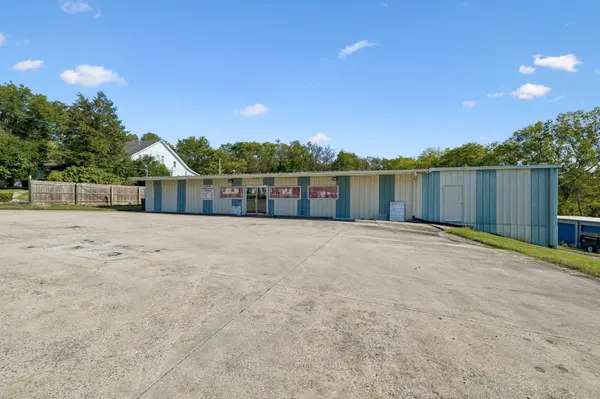 193 Main Street E, Gordonsville, TN 38563