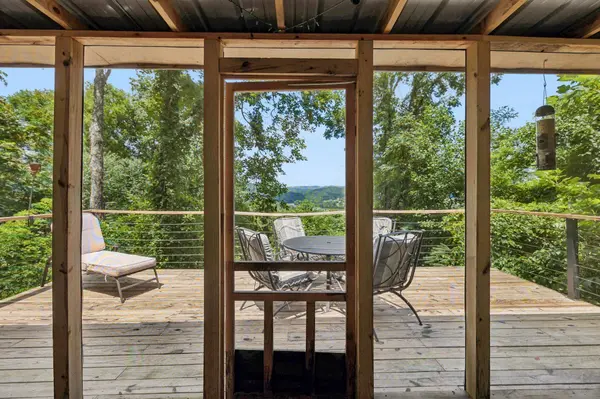 225 Grishom Ln, Granville, TN 38564