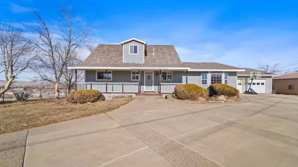 312 Hillcrest Avenue, Rangely, CO 81648-3107
