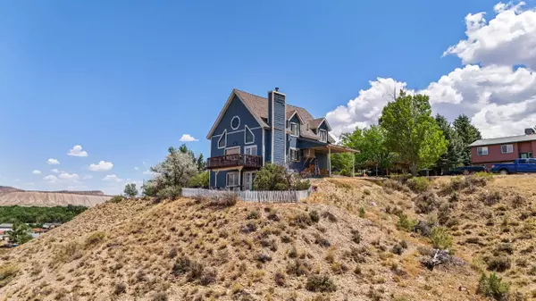208 Hillcrest Circle, Rangely, CO 81648-3110