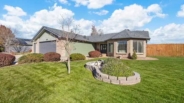 668 Silver Plume Drive, Fruita, CO 81521-2193